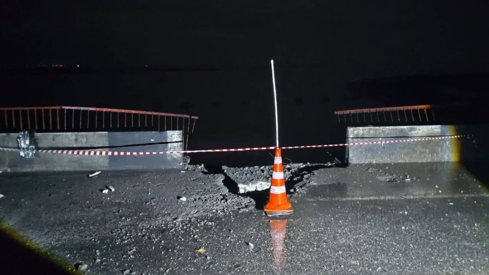 Пошкодження мосту через озеро Сиваш. 7 січня 2025.